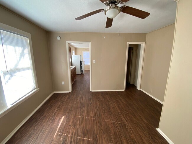 Foto del edificio - 466 Clinton-Unit 3