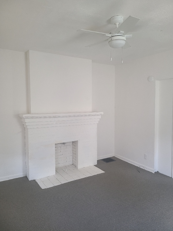 Building Photo - 86 Penney Ave