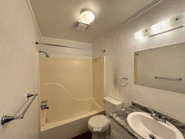 Foto del edificio - 1223 S J St