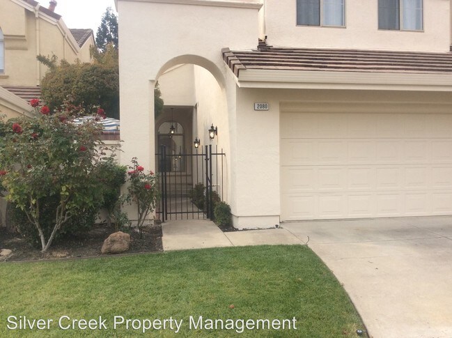 Building Photo - 2080 Canyon Lakes Dr