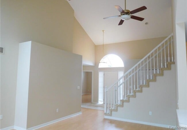 Building Photo - 4198 Gardenia Dr