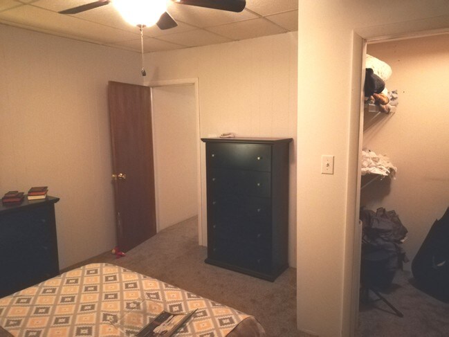 Building Photo - 415 Winters Ave