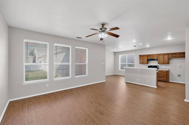 Foto del edificio - 10913 Dillon St