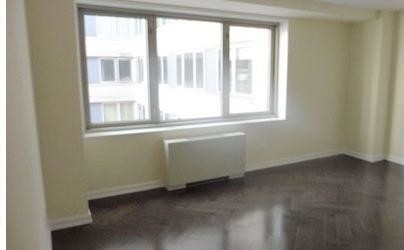 Foto del edificio - 444 E 82nd St