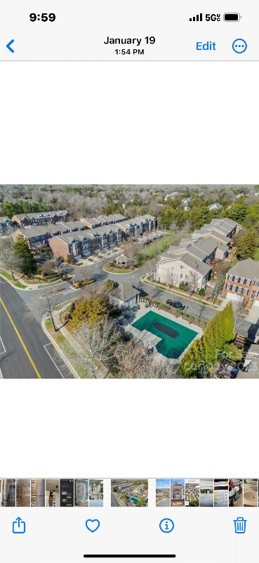 Foto del edificio - 7818 Springs Village Ln