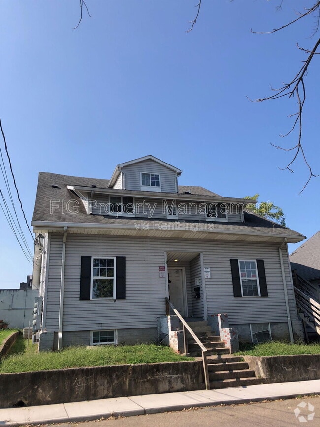 Building Photo - 121 Pruett Pl