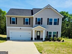 Building Photo - 179 Goodall Woods Dr