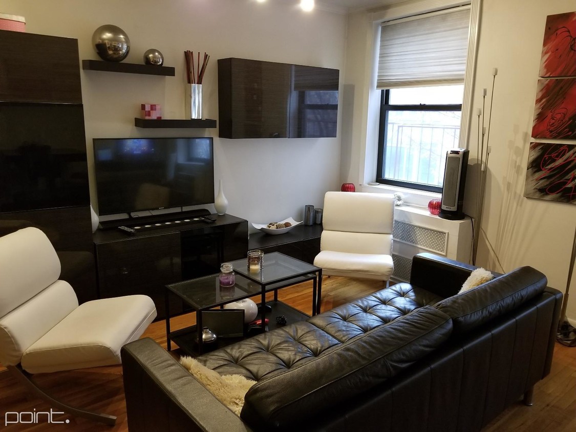Primary Photo - 217 E 59th St