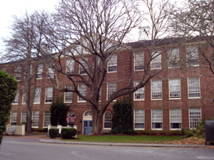 Primary Photo - Academy Hill Apartments