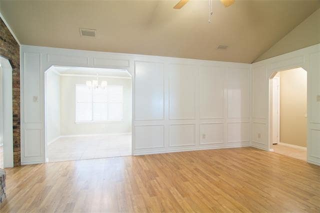 Foto del edificio - 120 Marseille Dr