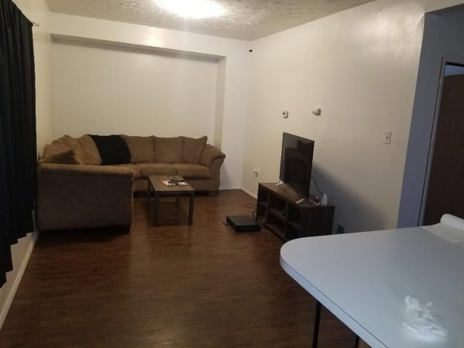 Building Photo - 1602 Church St