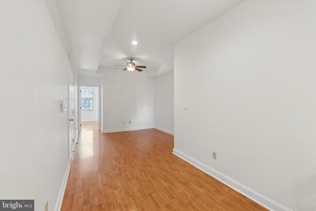 Foto del edificio - 2522 S Broad St