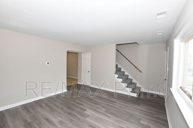 Building Photo - 1284 Green Cedar Ln