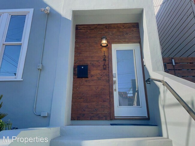 Building Photo - 2 br, 2 bath House - 1270 York Street