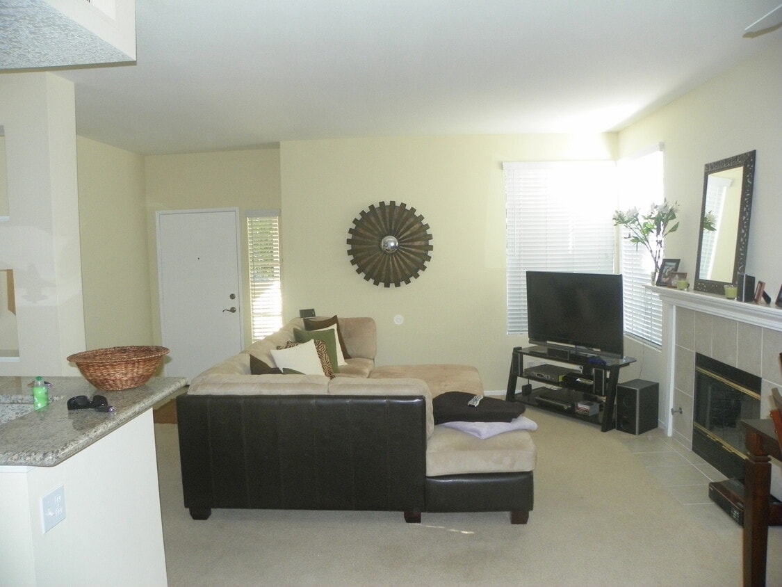 23412 Pacific Park Dr Unit 17C, Aliso Viejo, CA 92656 Condo for Rent