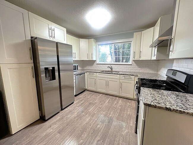 Foto del edificio - Recently renovated 3/2 Home in Round Rock - Meadow Lake