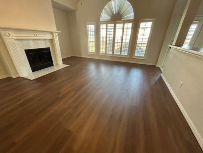 Foto del edificio - House for Lease in McKinney