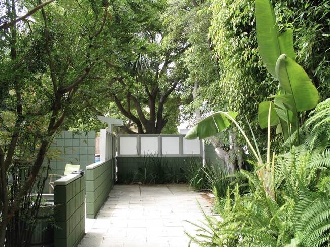 Foto del edificio - 714 Grant St