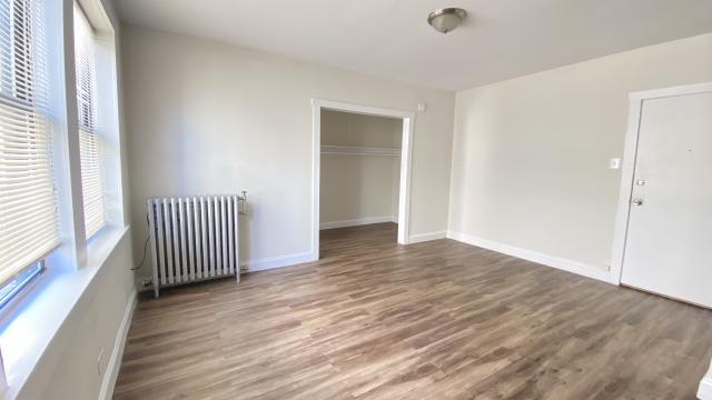 Building Photo - 0 bedroom in Chicago IL 60613