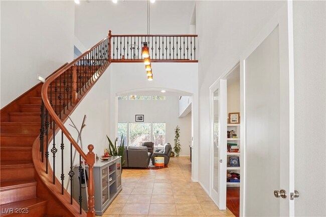 Foto del edificio - 10500 Eagle Nest St