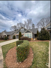 Building Photo - 8011 Parknoll Dr