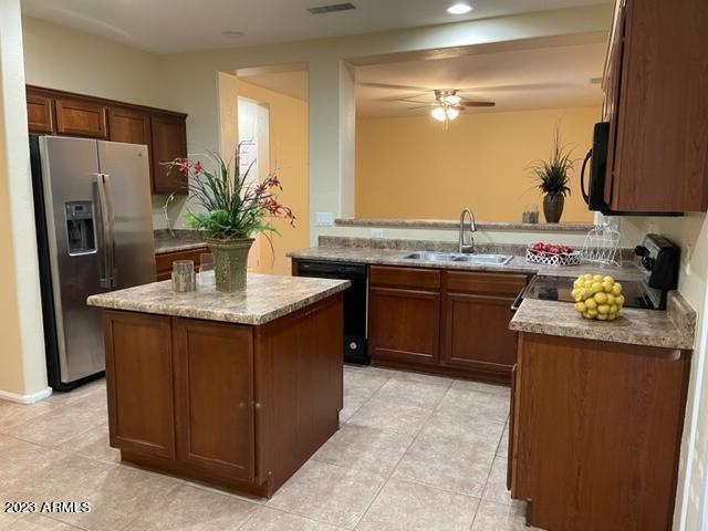 Foto del edificio - 699 W Fruit Tree Ln