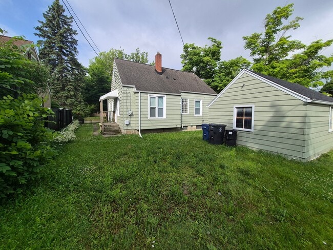 Building Photo - 2038 Copeman Blvd