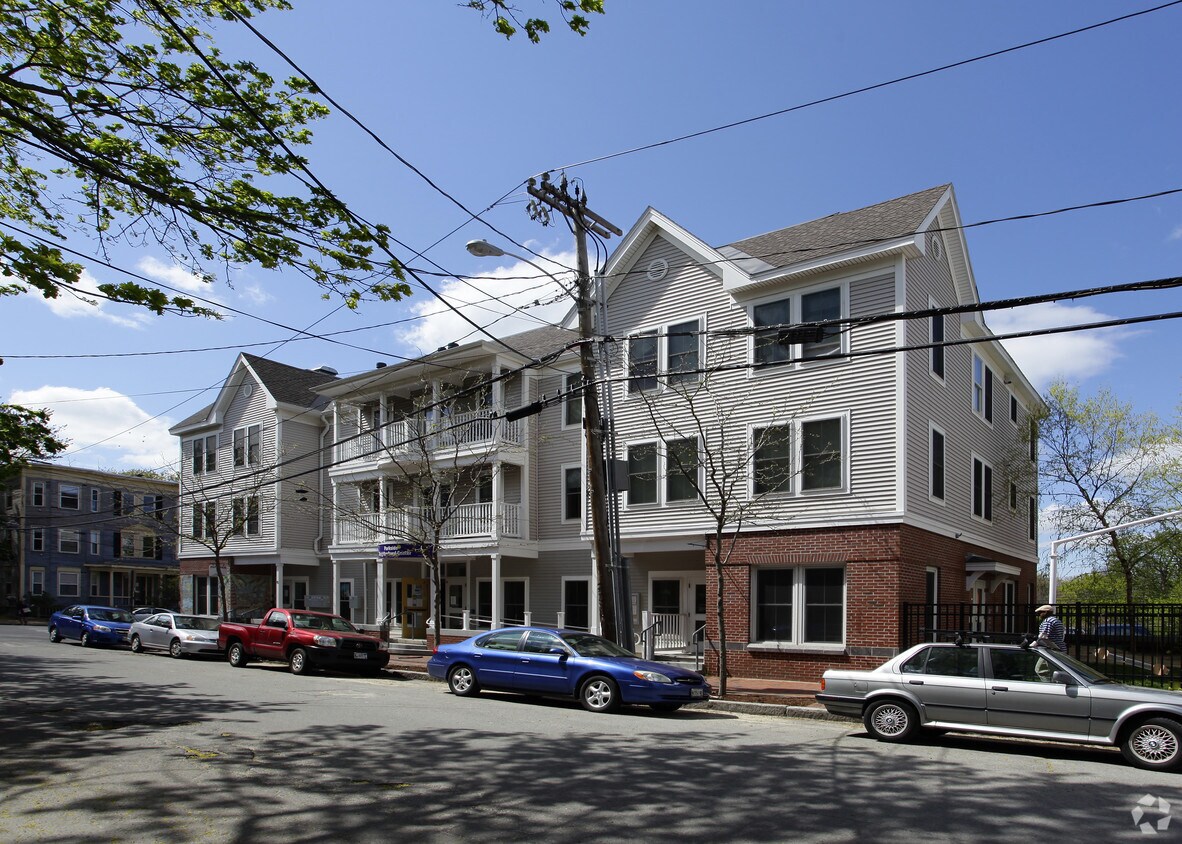Foto del edificio - Peninsula Community