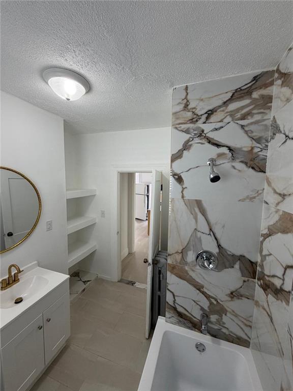 Foto del edificio - 118-118 Lenox Ave