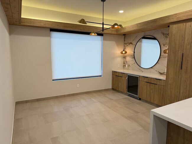 Foto del edificio - 702 Sage Ln