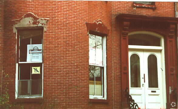 Building Photo - 29 Upton St