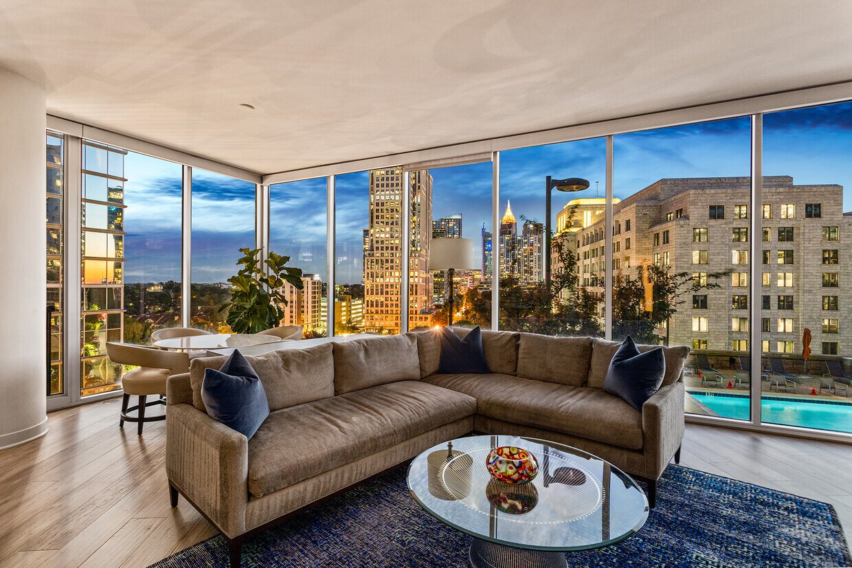 Photo - 1080 Peachtree St NE (Atlanta, GA)
