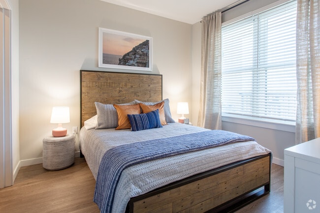 1BR, 1BA - Union House