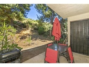 Building Photo - 7865 Golfcrest Dr