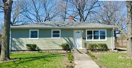 Building Photo - 807 Audrey Ave
