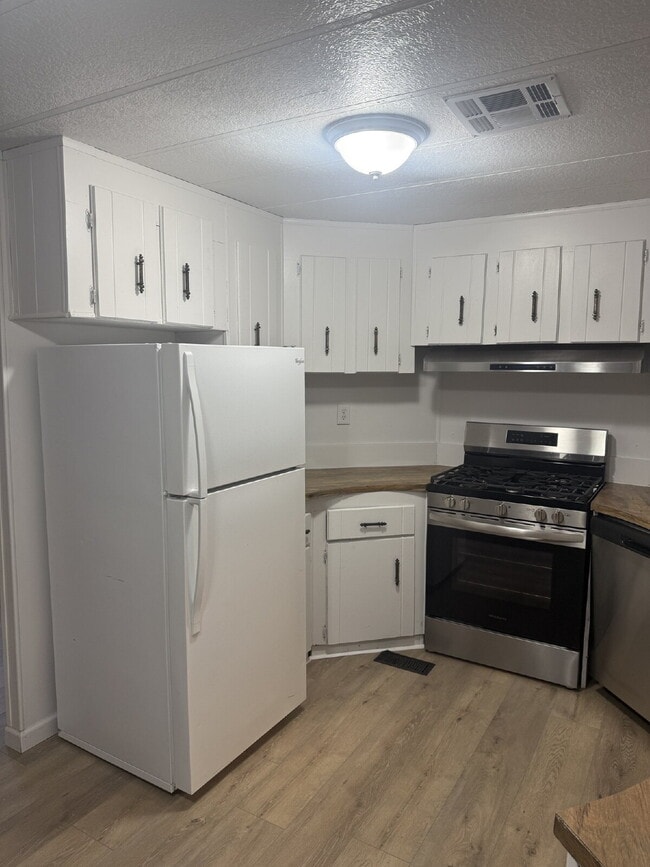 Foto del edificio - 1251 N 22nd Cir