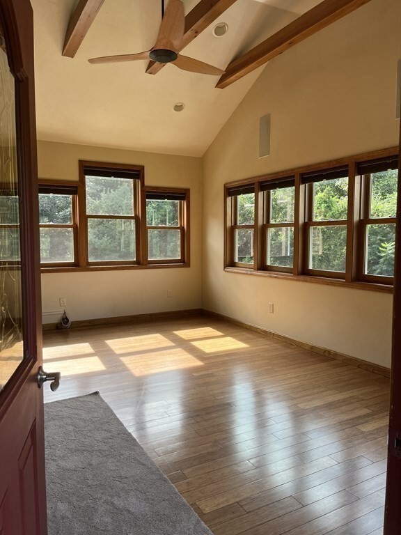 Foto principal - 431 Britton Rd E