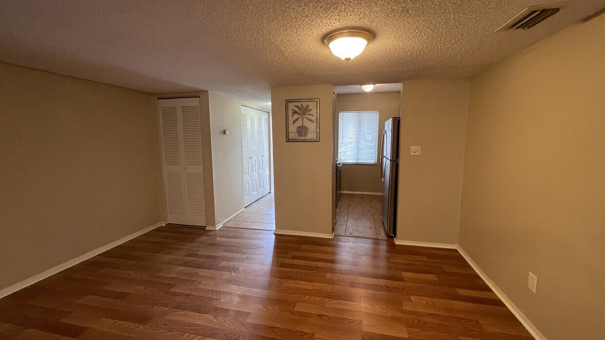 7600 Abbey Ln, Temple Terrace, FL 33617 Townhome Rentals in Temple