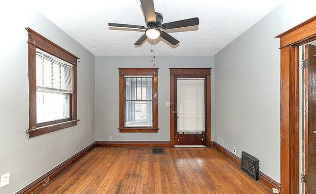 Building Photo - 1824 Coleman Ave