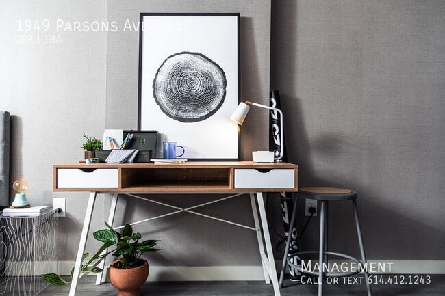 Building Photo - 1949 Parsons Ave