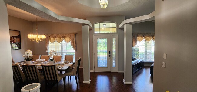 Foto del edificio - 3051 Tower Oaks Dr