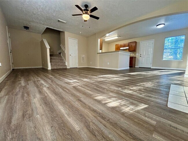 Building Photo - 14113 Broken Arrow Dr