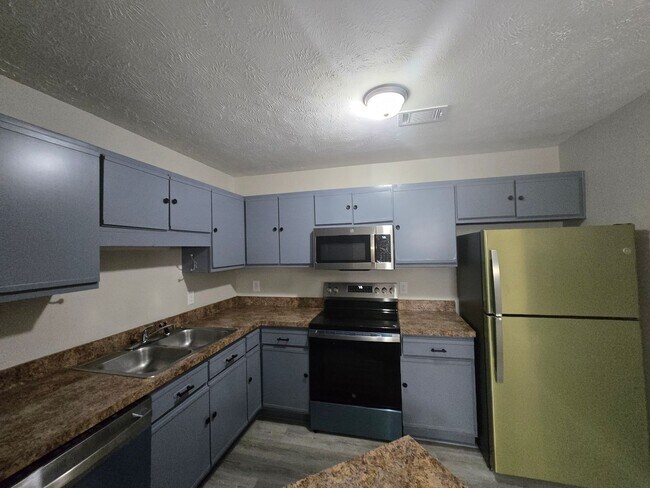 Foto del edificio - 3375 Galleria Dr