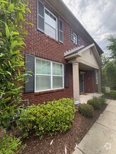 Building Photo - 409 Oakstone Trail
