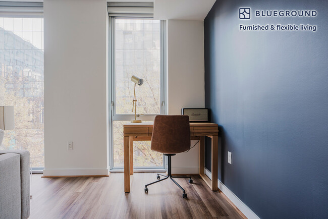 Foto del edificio - 875 10th St NW