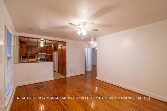 Foto del edificio - Charming 2 Bedroom Home in Charlotte!