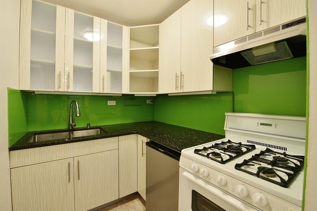 Building Photo - 315 West 55th Street