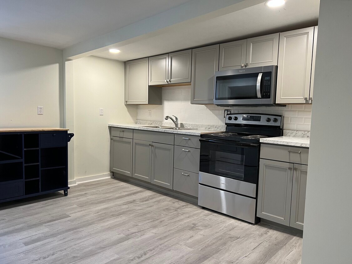 94 Montcalm St, Glens Falls, NY 12801 Apartments in Glens Falls, NY