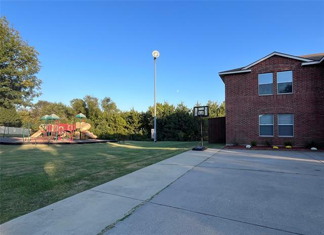 Foto del edificio - 1435 Foxwood Ln