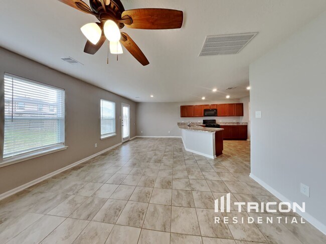 Foto del edificio - 5342 Castle Discordia St